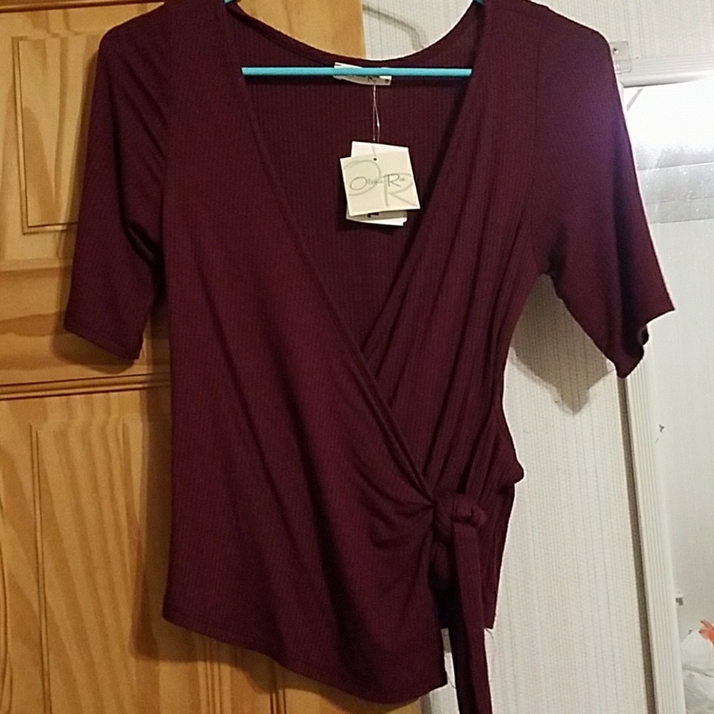 Olivia Rae maroon tie side wrap top